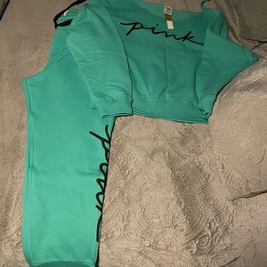 COPY - Brand new with tags VS Pink sweatsuit